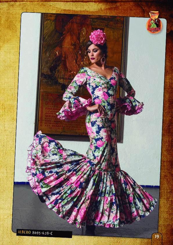 Trajes de flamenca tendencias 2018 estampado floral