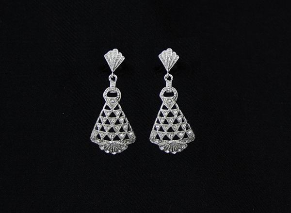 Rhodium Earrings for Bride, Shawl and Parties with Swarovski Crystals ref. 53811