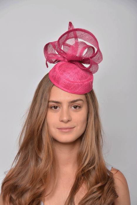 Headdress Zoe. Sinamay and Bonnet Fuchsia