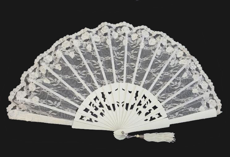 Ivory Fan for Ceremonies. Ref. 14130D