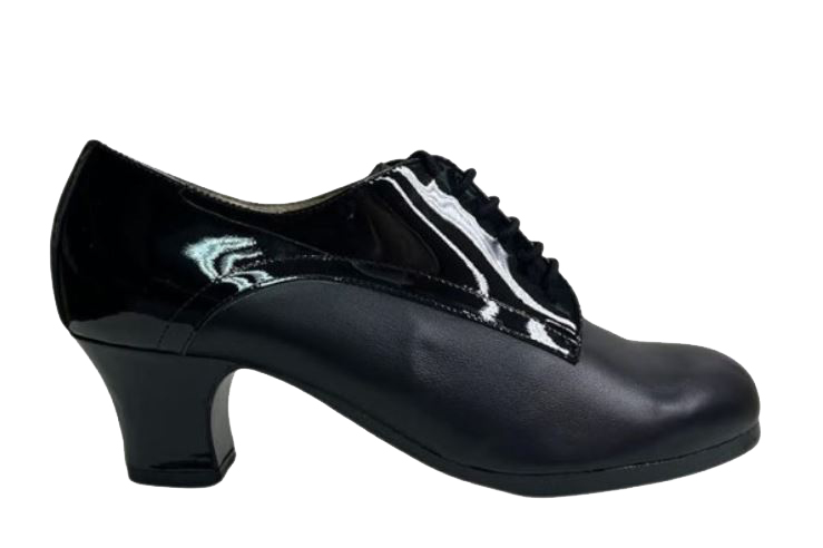 Zapato Flamenco Begoña Cervera. Blucher