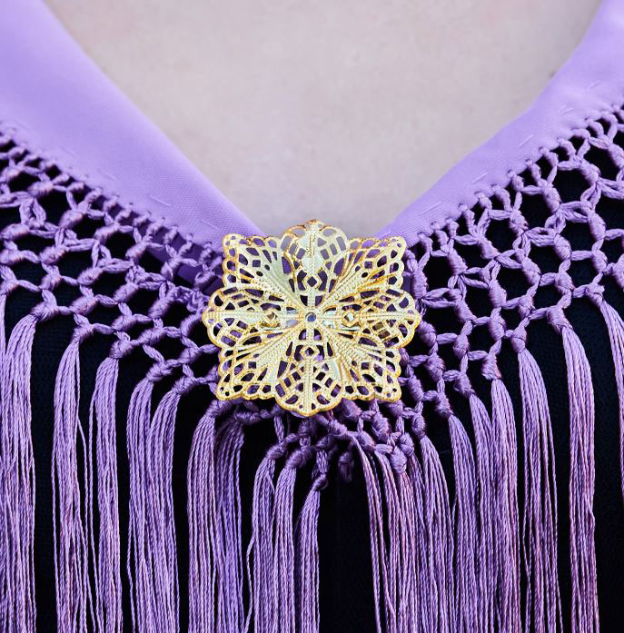 Flamenco Brooch for Small Shawl in Golden Metal