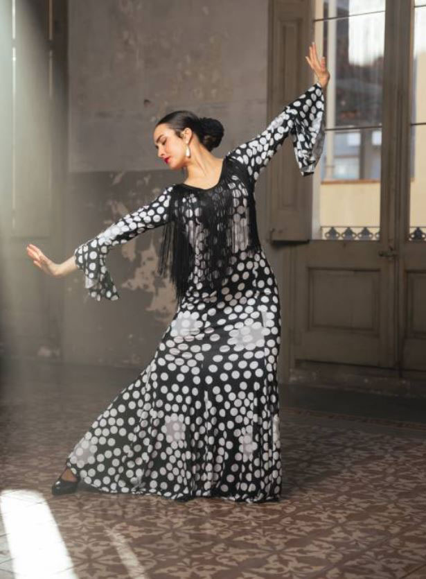 Robe pour la Danse Flamenco modèle Alosno. Davedans