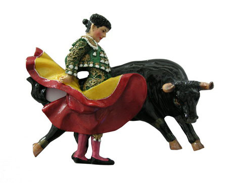 Imán Torero Toreando un Toro. Verde