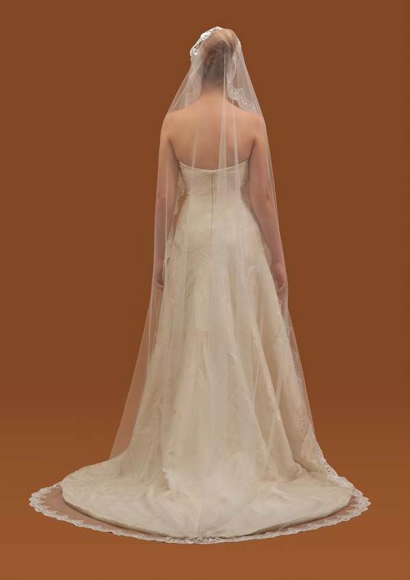 Long Spanish Embroidered Crystal Tulle Veil. Mod. Safira 3mX2m