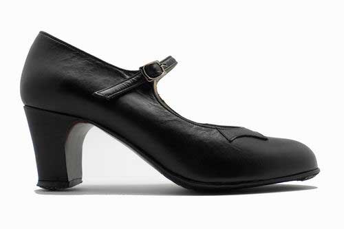 Basic Black Leather Flamenco Shoes from Begoña Cervera.