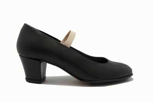 Chaussures en cuir avec clous pour danseuses de flamenco débutantes